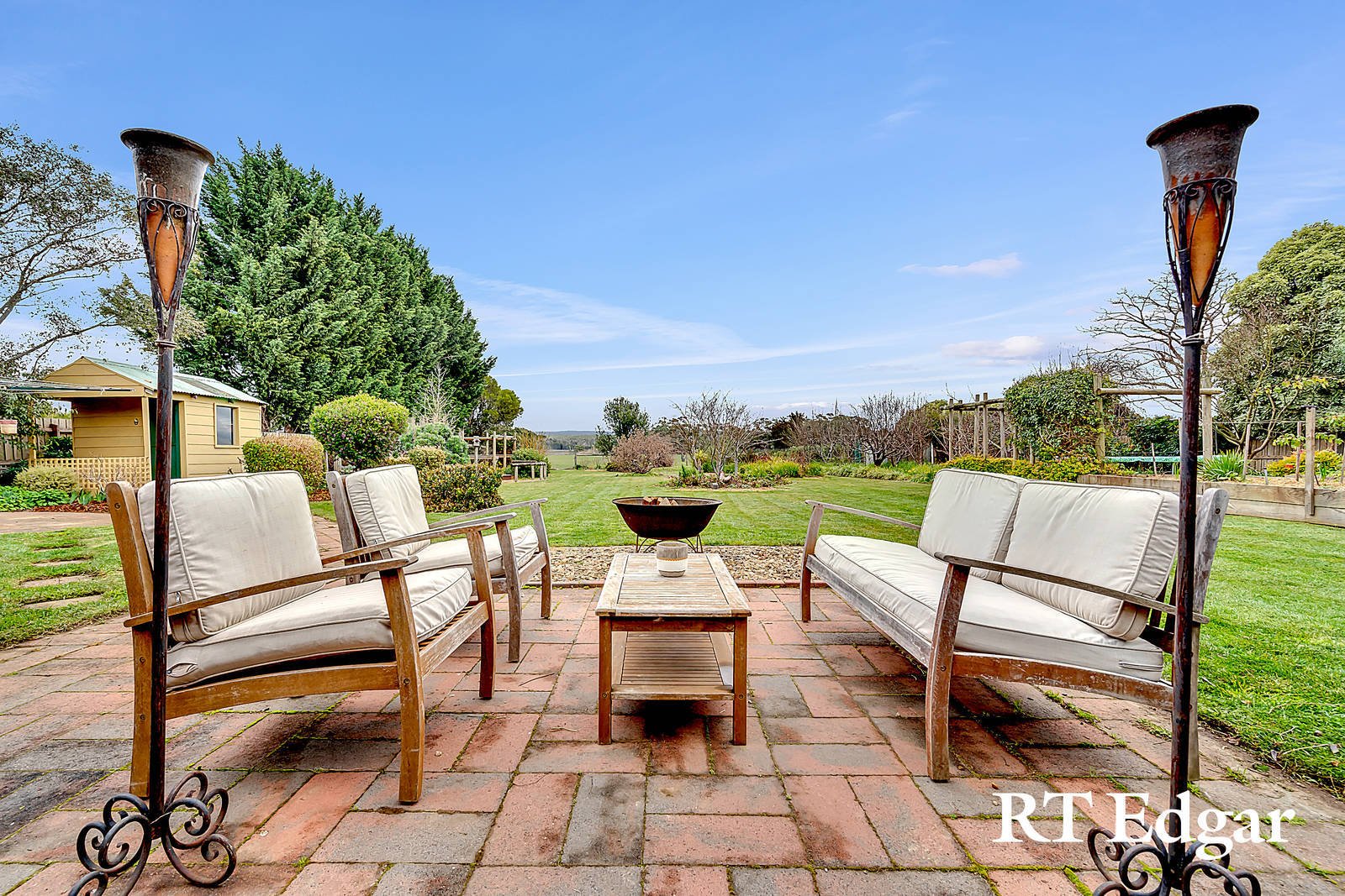 Property Gallery Thumbnail 23