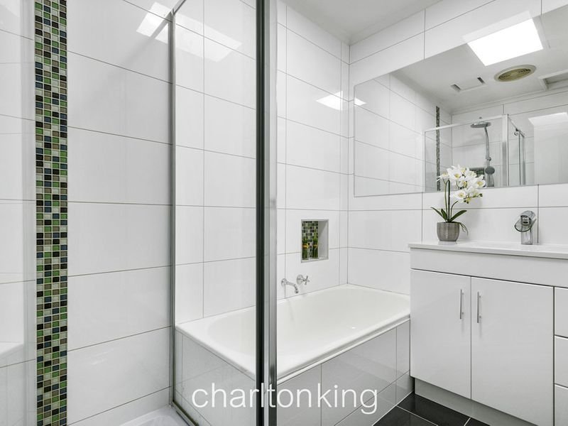 42 Snowdon Drive CHELTENHAM
