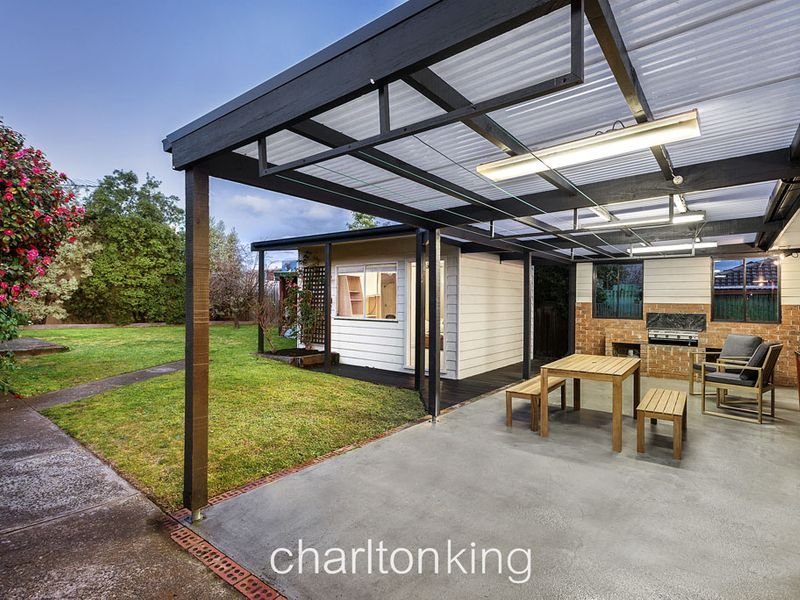 42 Snowdon Drive CHELTENHAM