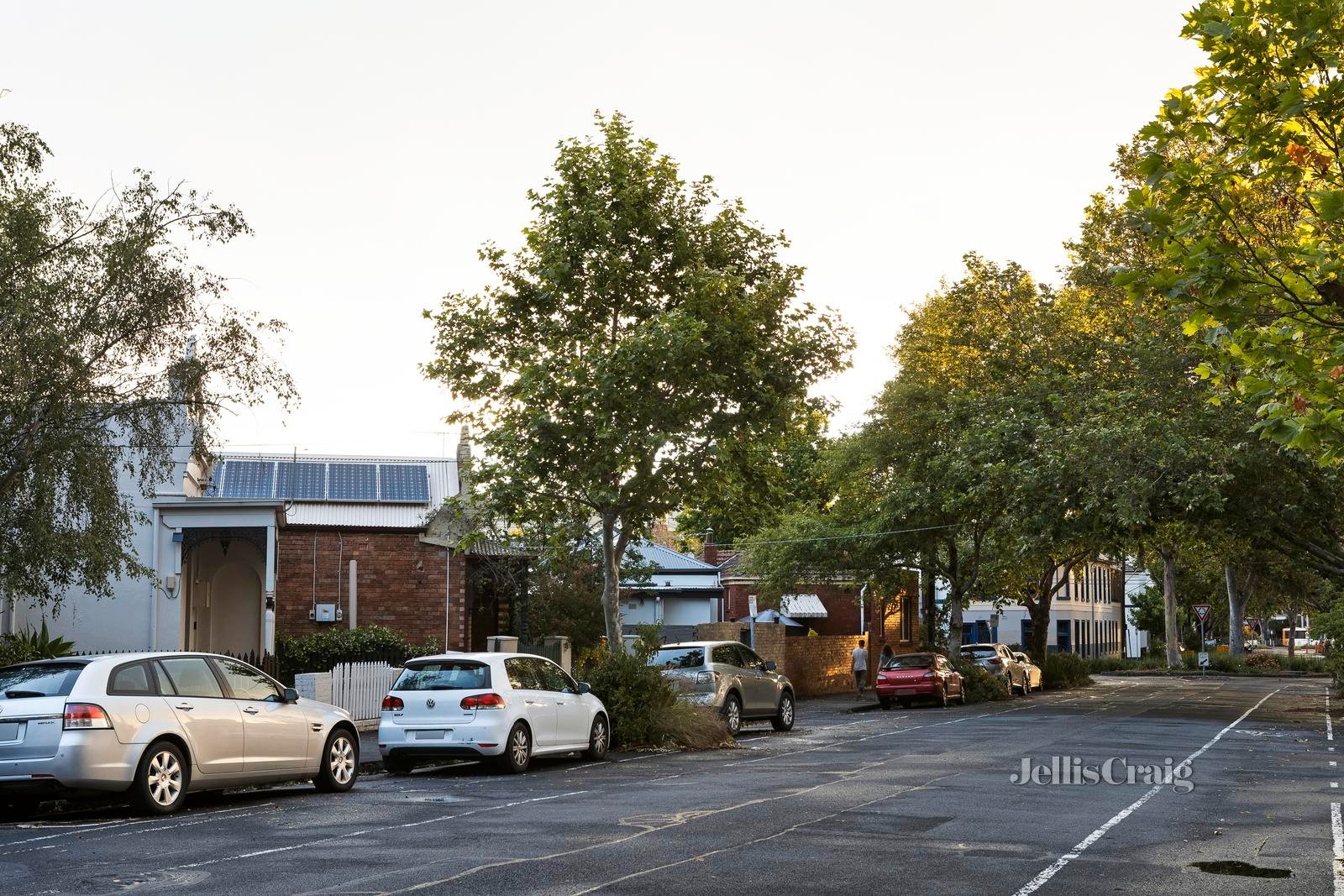 42 St Georges Road South, Fitzroy North image 2