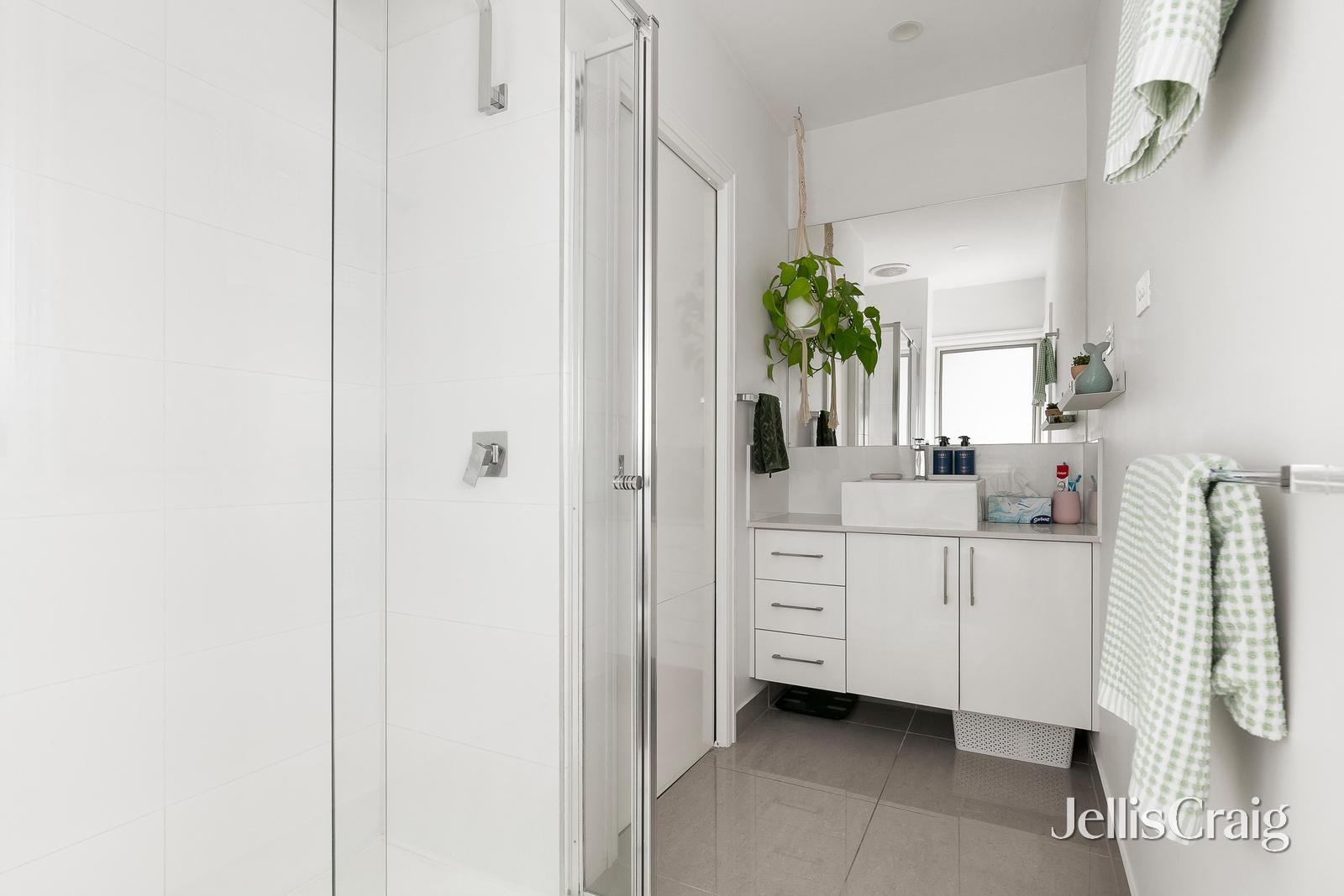 4/2 St James Street, Hadfield image 8