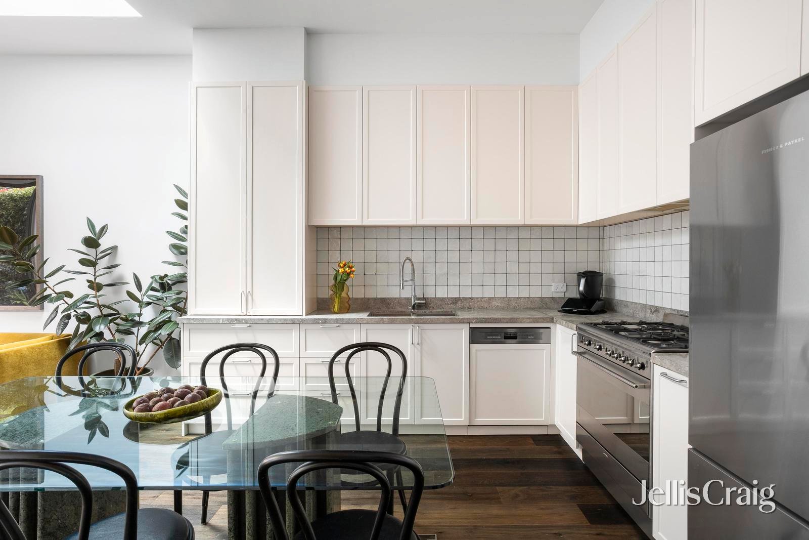 42 Studley Street, Abbotsford image 2