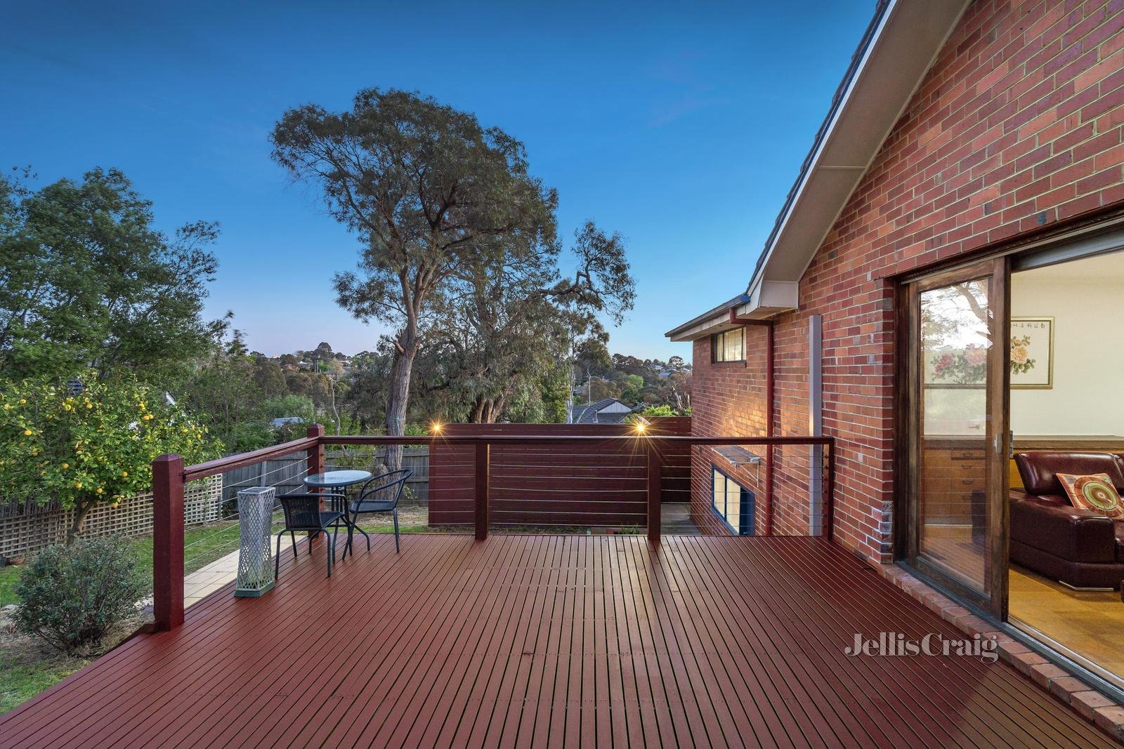 42 Sunhill Road, Mount Waverley image 9