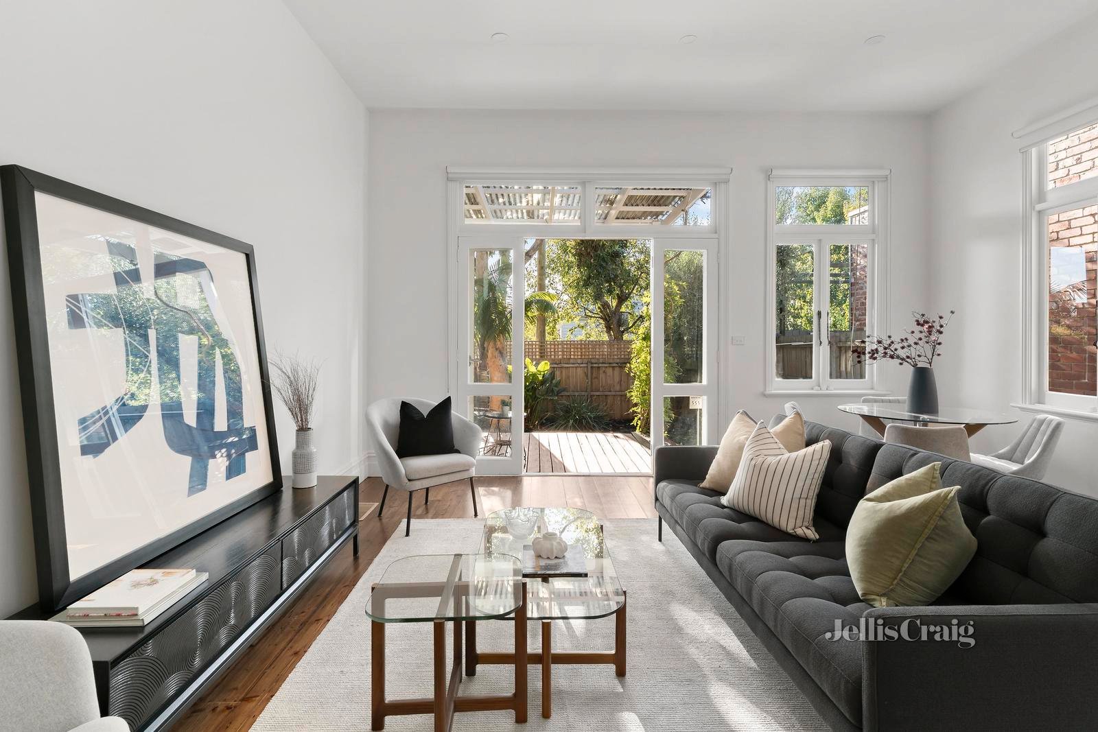 42 The Ridgeway, Kensington image 2