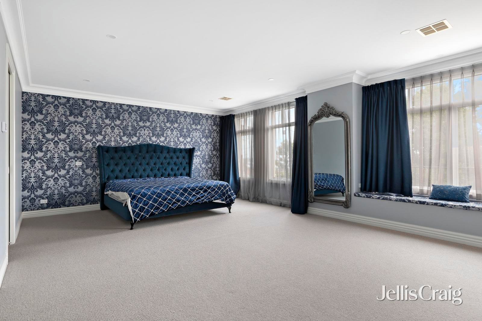 42 Thompson Street, Avondale&nbsp;Heights image 8