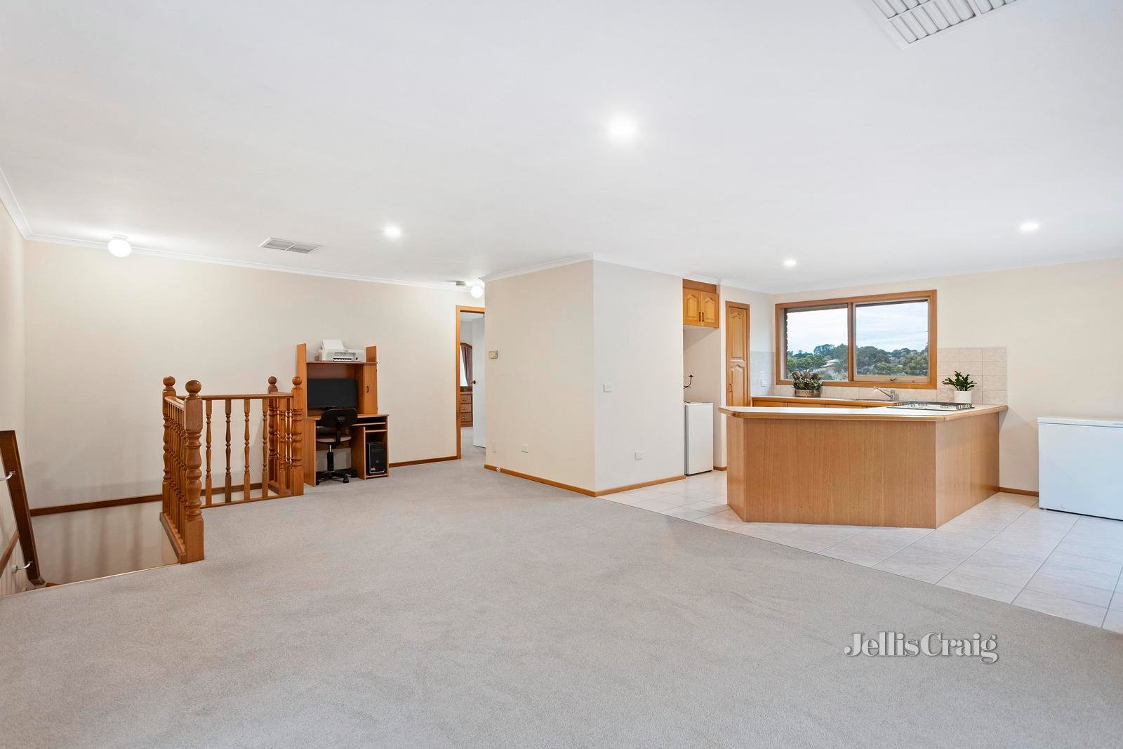 42 Tortice Drive, Ringwood North image 6