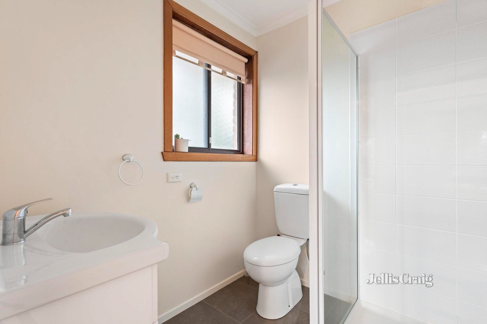 42 Tortice Drive, Ringwood North image 11
