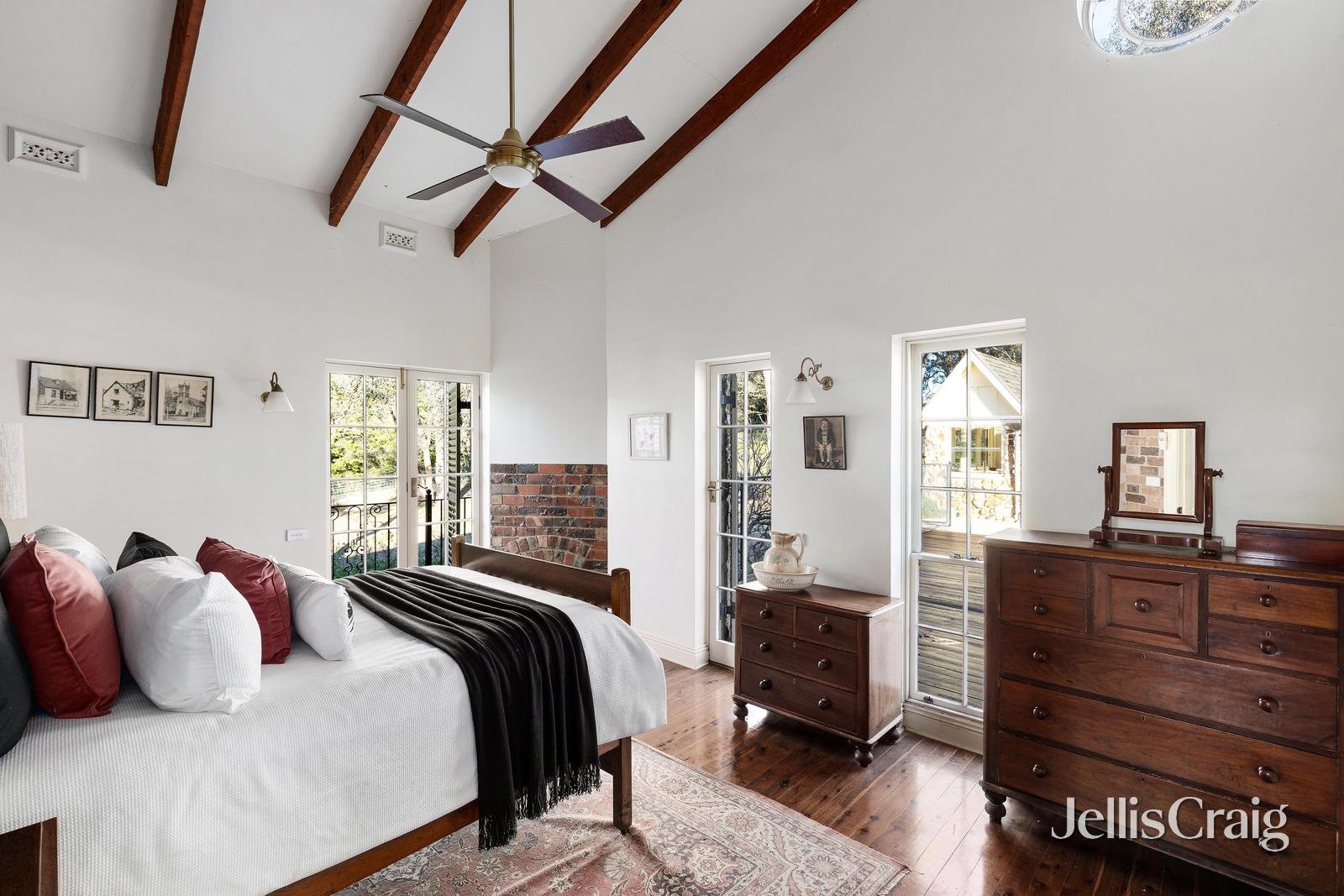 42 Valley Road, Wattle Glen image 12