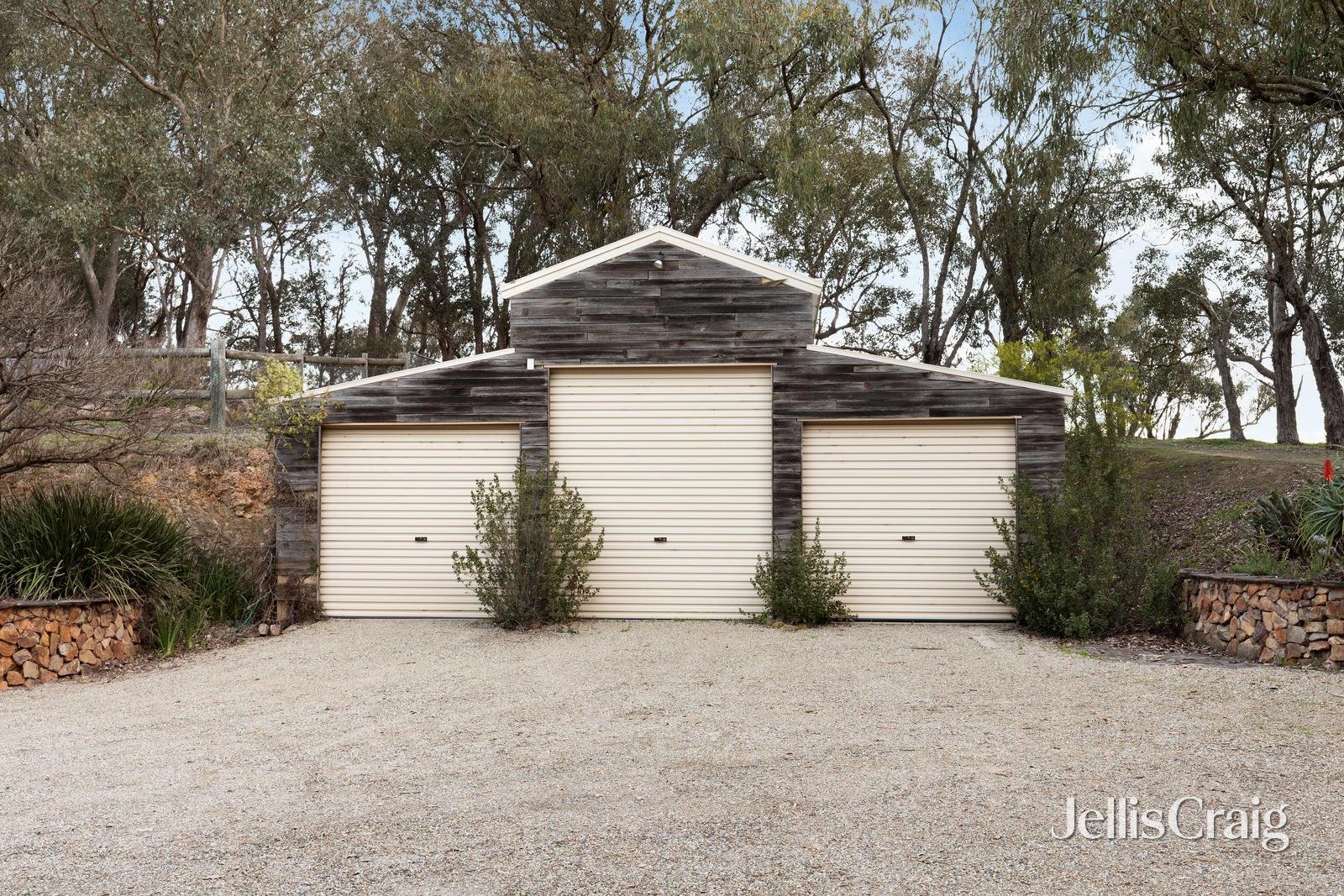42 Valley Road, Wattle Glen image 23