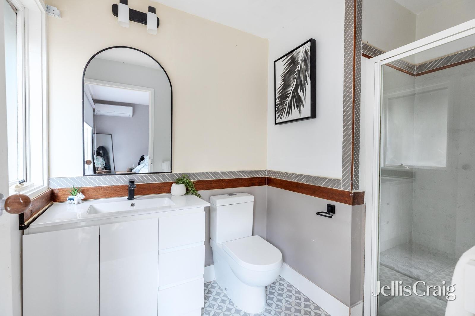 42 Valonia Drive, Eltham image 13