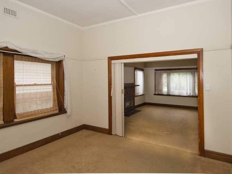 42 Vautier Street, Rippleside image 5
