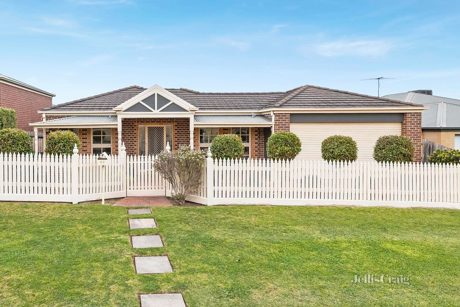 42 Weber Drive, Mornington image 1