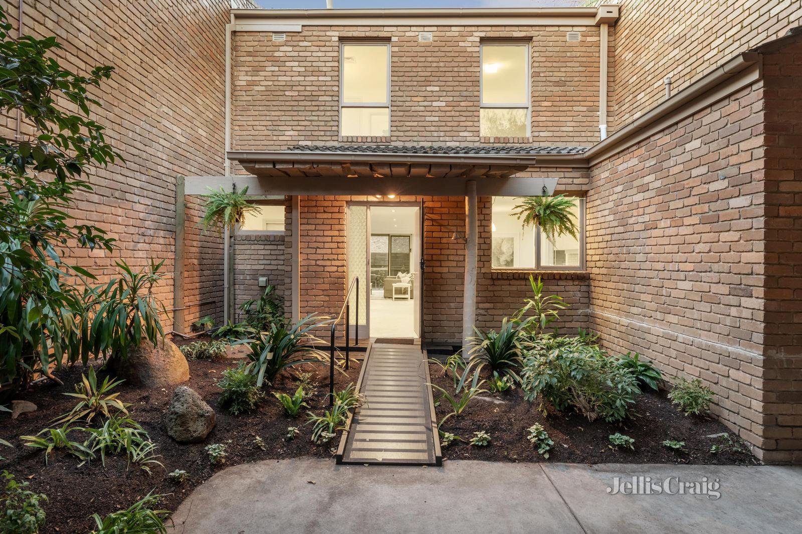 4/2 Wimba Avenue, Kew image 8