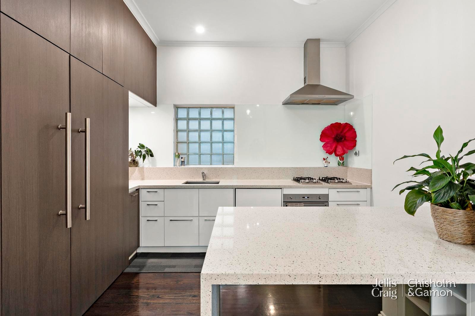 4/2 Wimbledon Avenue, Elwood image 4