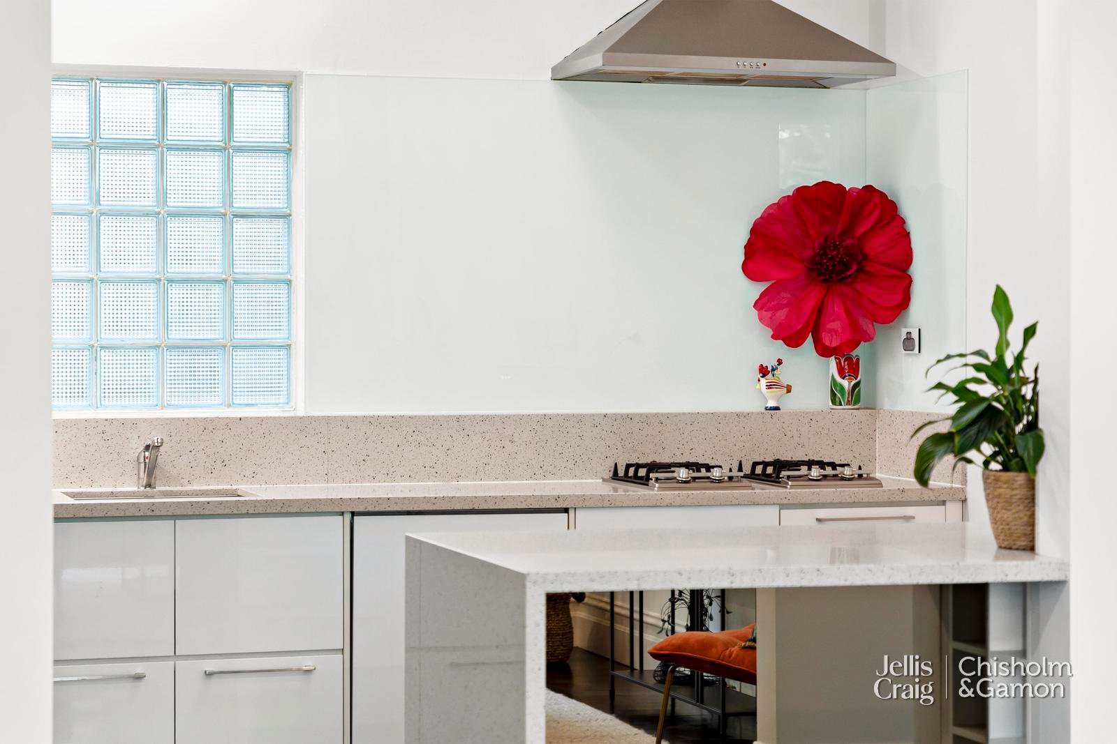 4/2 Wimbledon Avenue, Elwood image 13