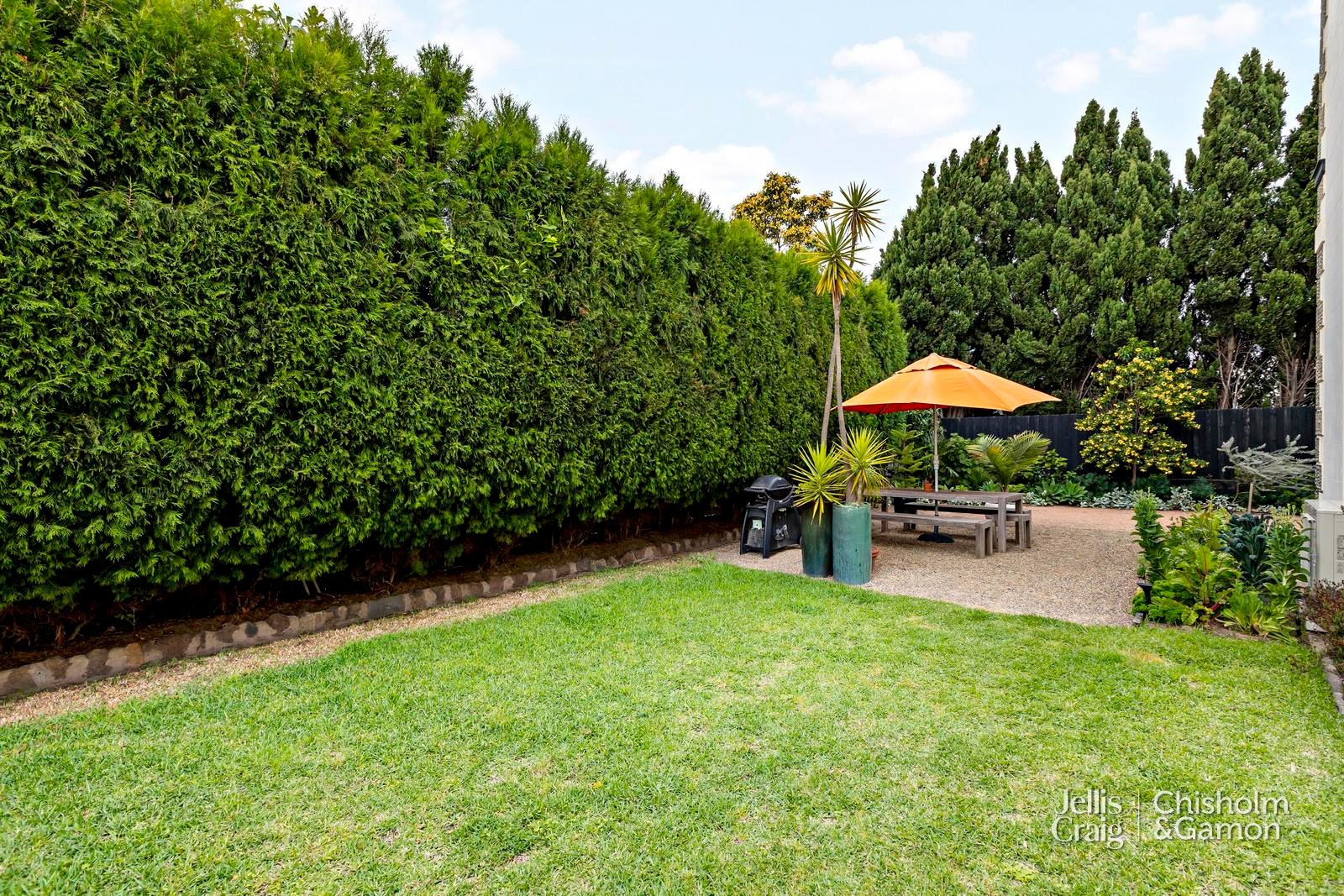 4/2 Wimbledon Avenue, Elwood image 15