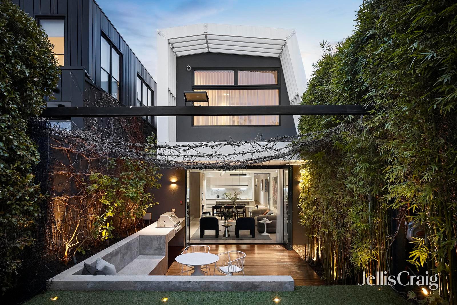 42 York Street, Prahran image 2