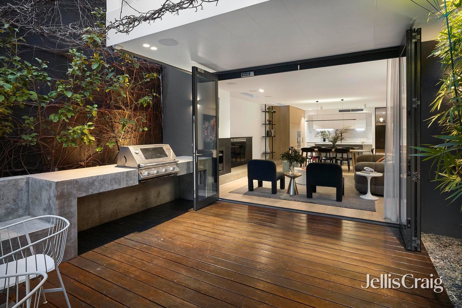 42 York Street, Prahran image 3