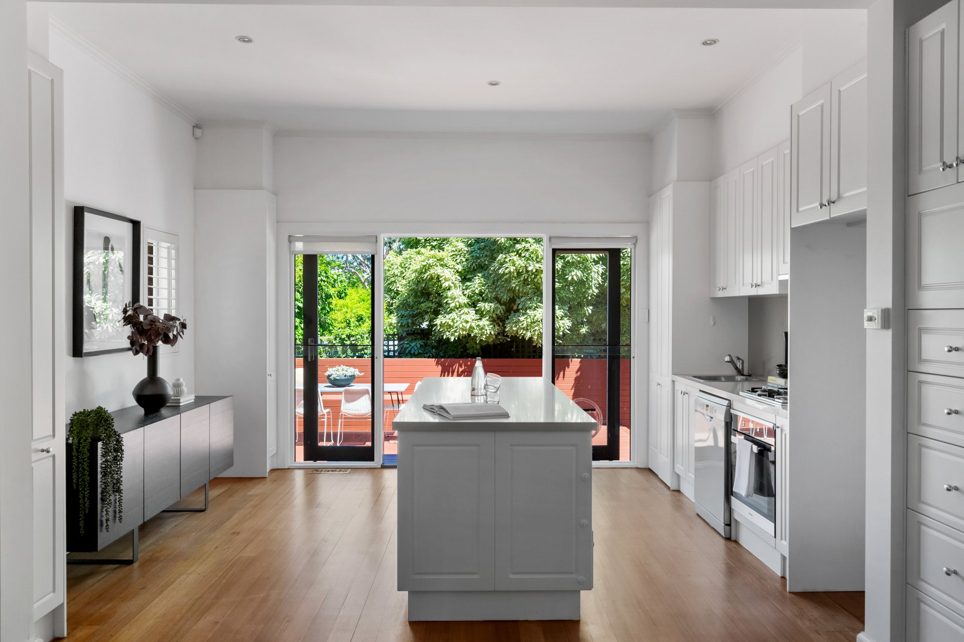 420 Auburn Road, Hawthorn image 2