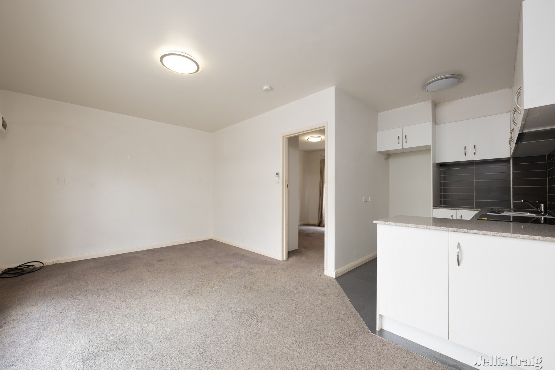 4/20 Kemp Street, Thornbury image 2
