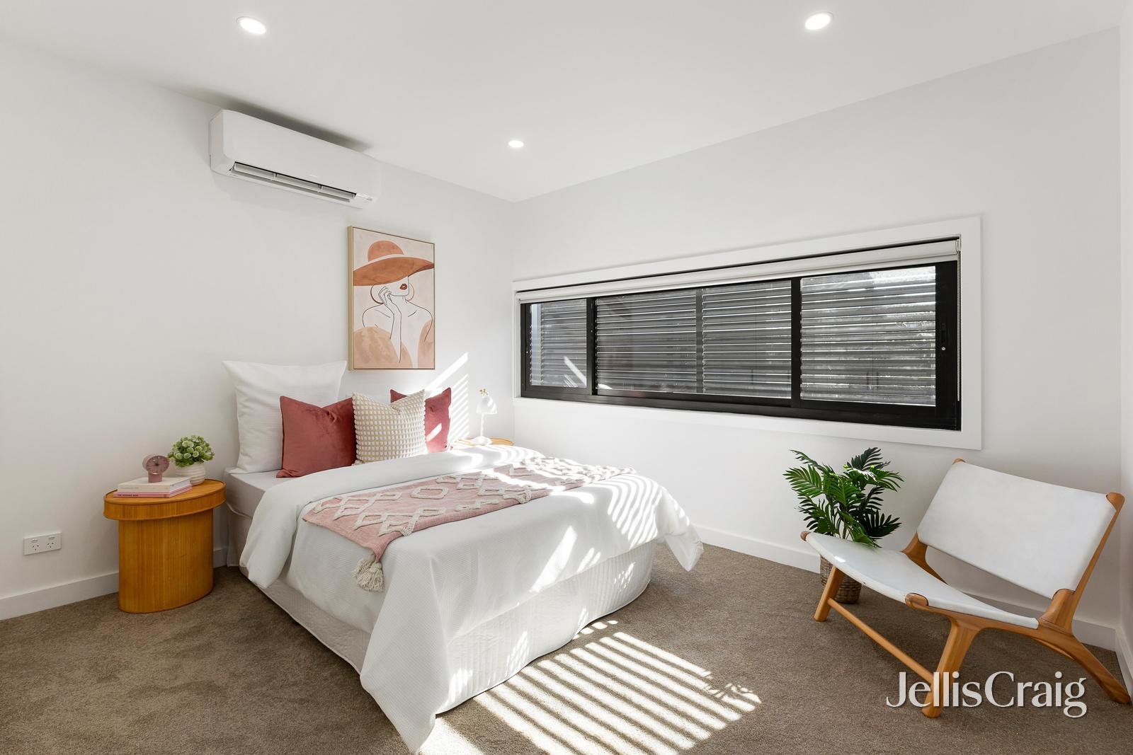 4/20 Staley Street, Brunswick image 8