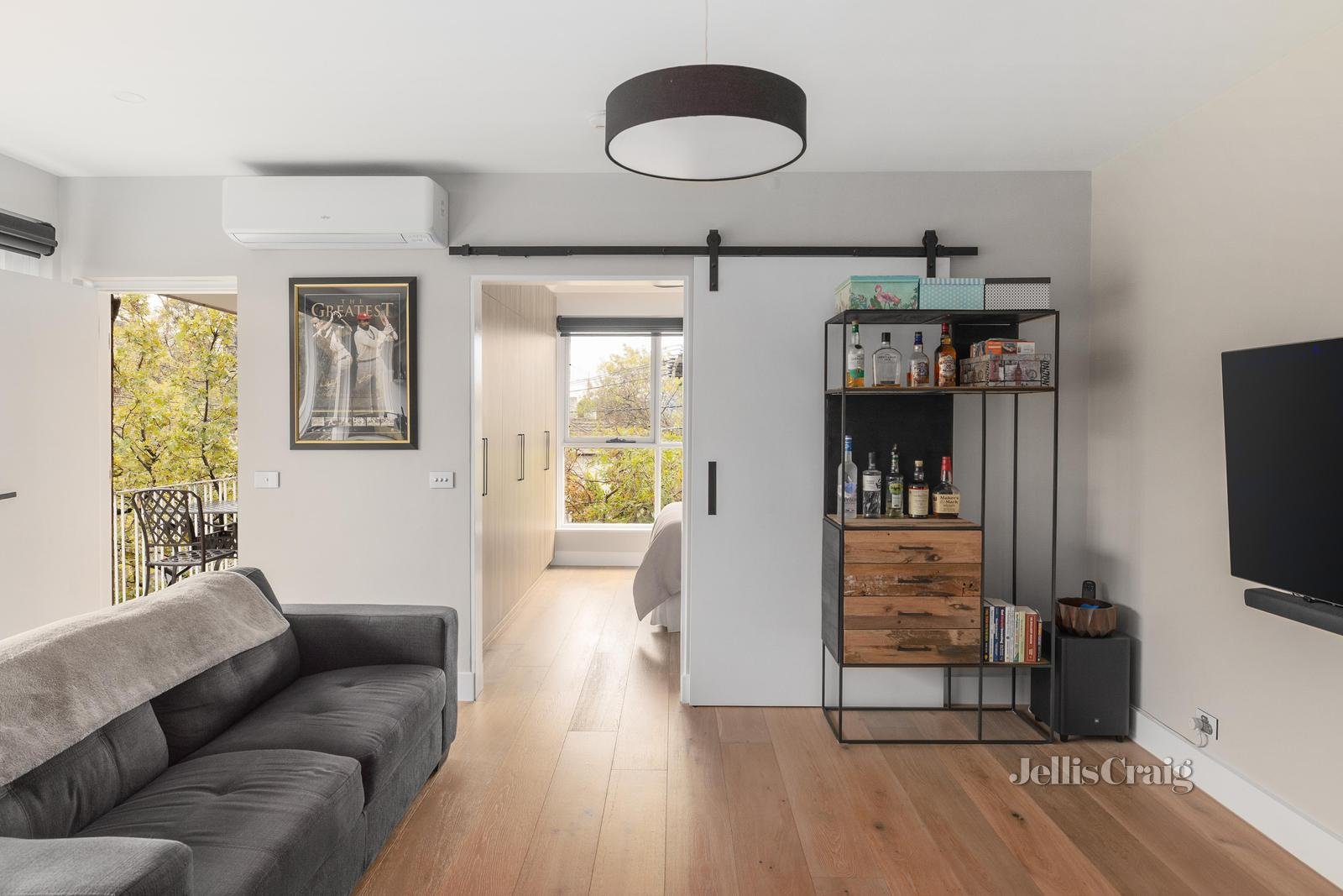 4/20 Surrey Road, South Yarra image 4