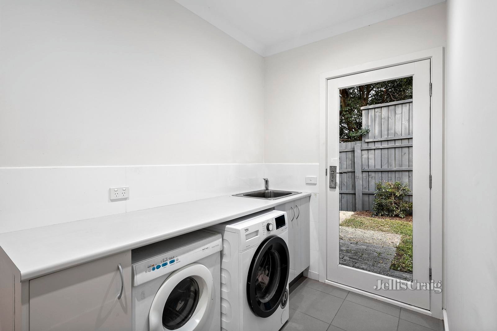 4/20 Wingrove Place, Ringwood image 12