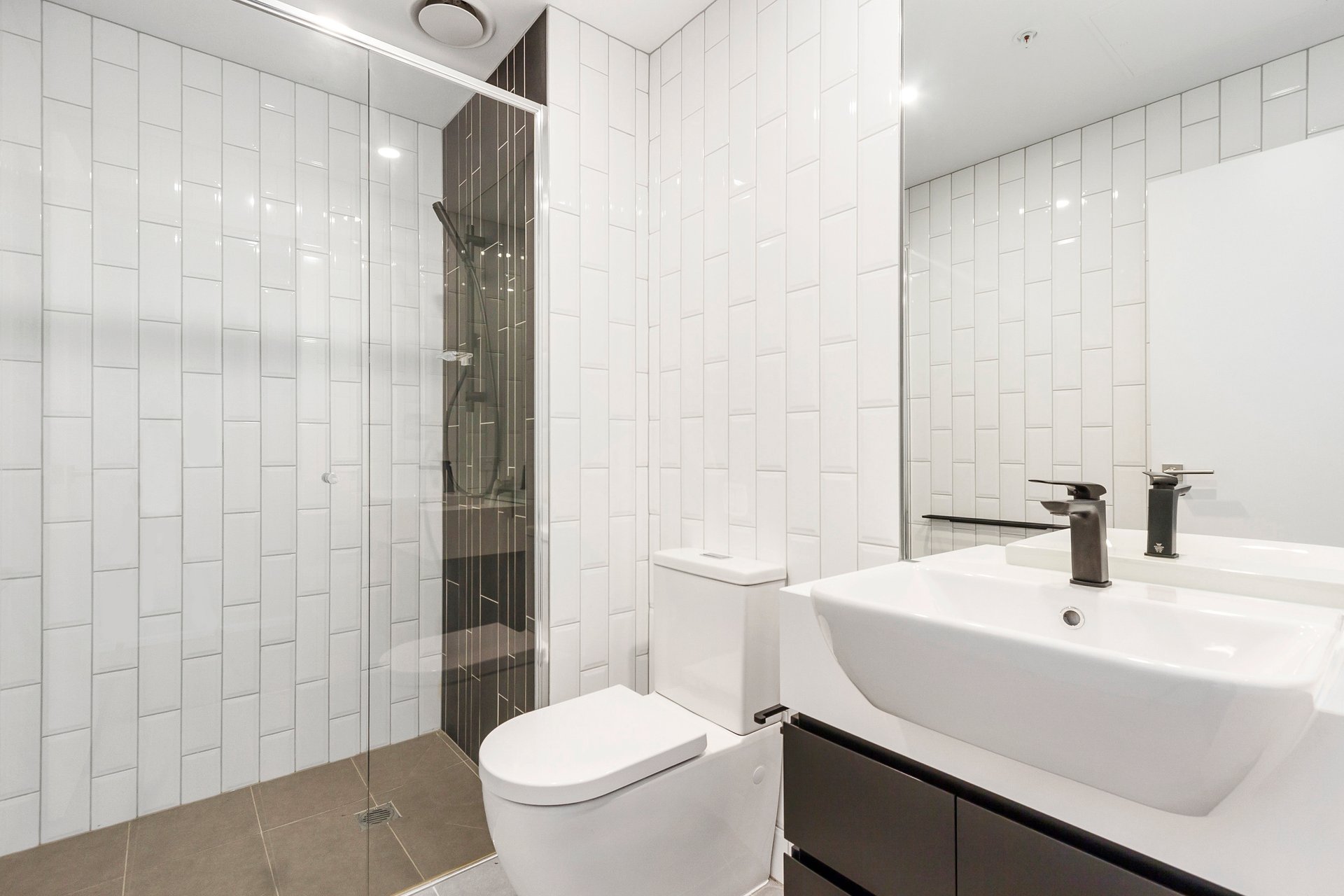 Property Gallery Thumbnail 5