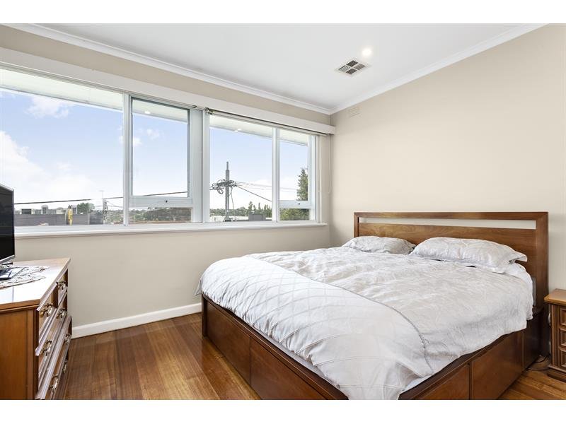 4/206 Whitehorse Road, Balwyn image 5