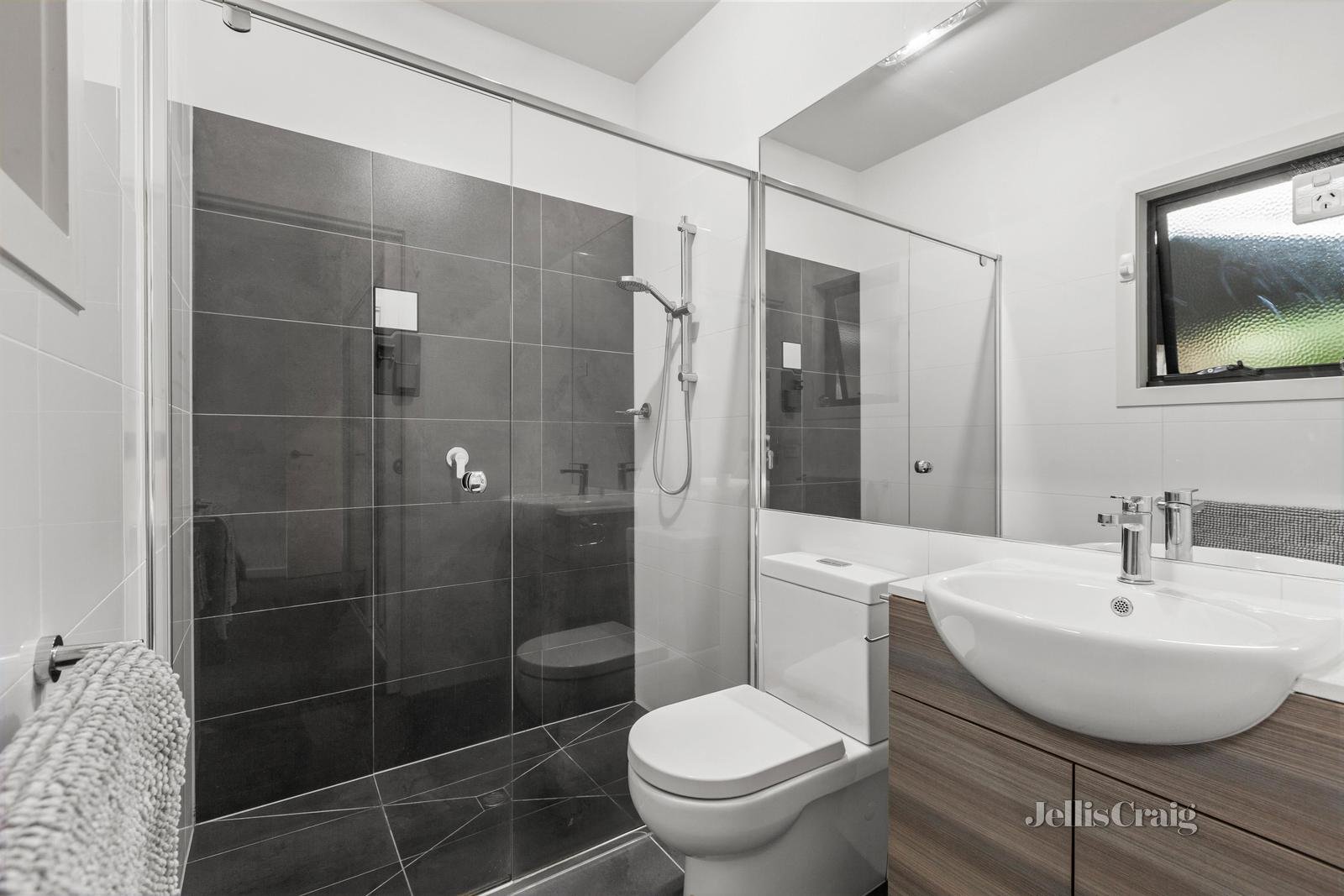 4/207 Manningham Road, Templestowe Lower image 5