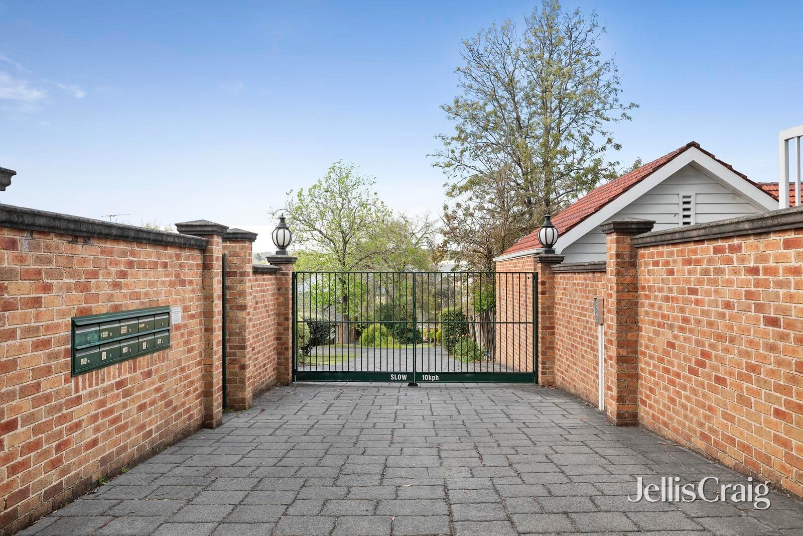 4/21-25 Cambridge Road, Mooroolbark image 13