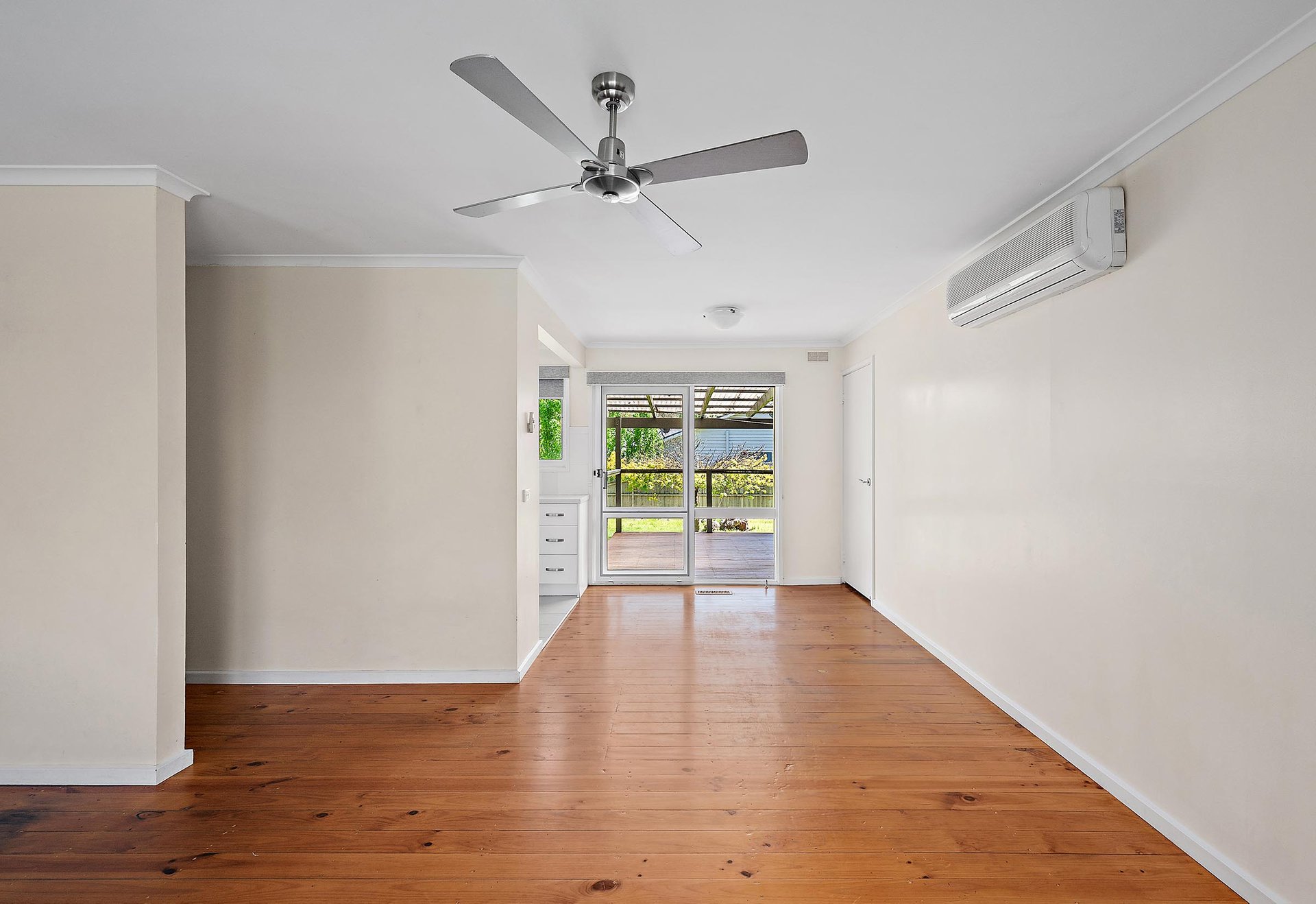 4/21 Britton Road, Seville image 4
