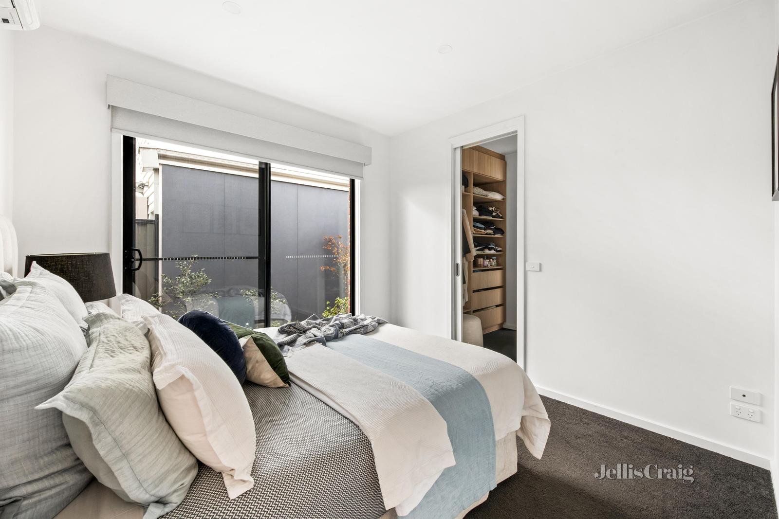 4/21 New Street, South Kingsville image 11