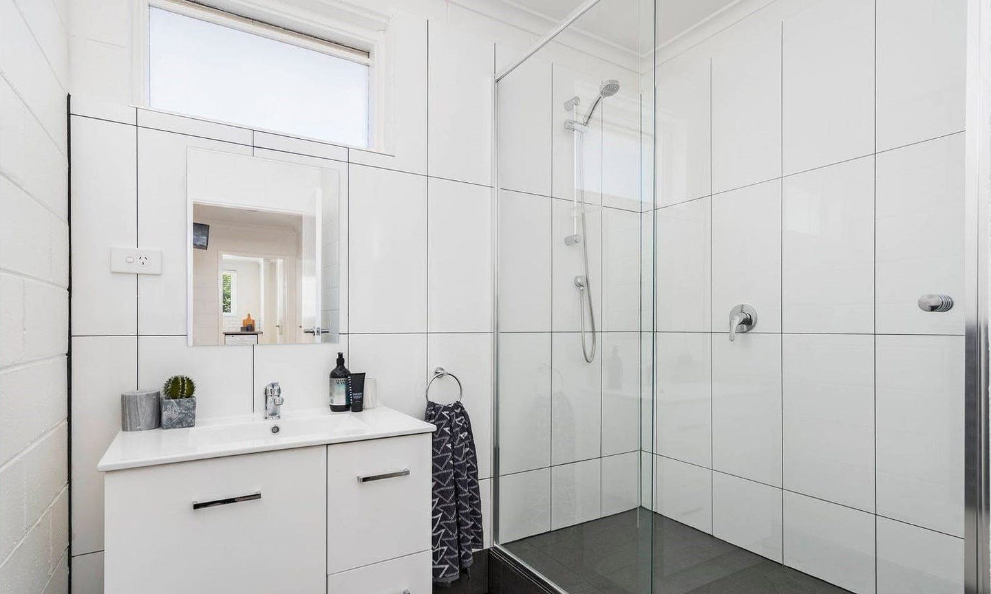 4/21 Roydon Street, Hampton East image 5