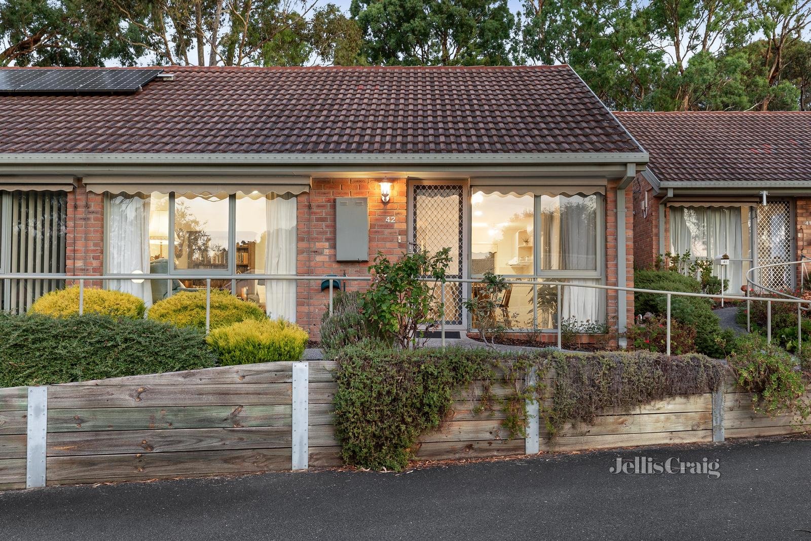 42/144 Bible Street, Eltham image 1