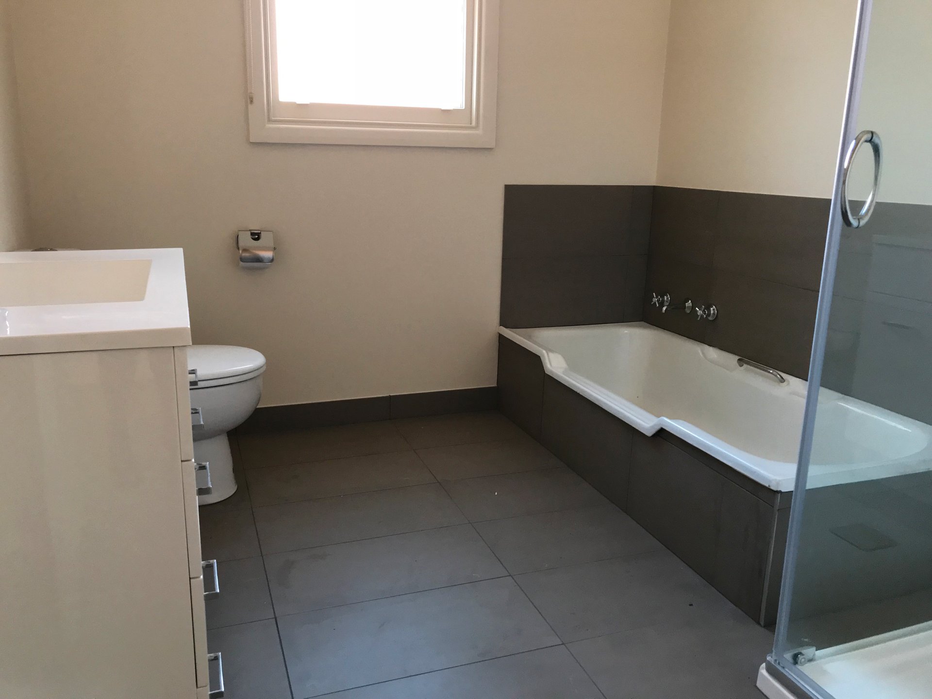 4/219A Mount Pleasant Road, Highton image 6