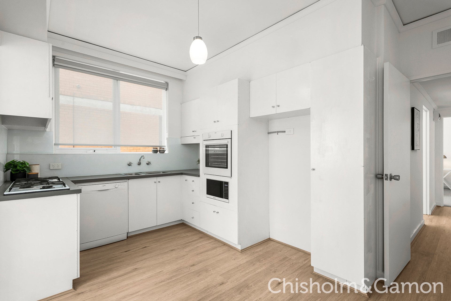 4/21a Dickens Street, Elwood image 6