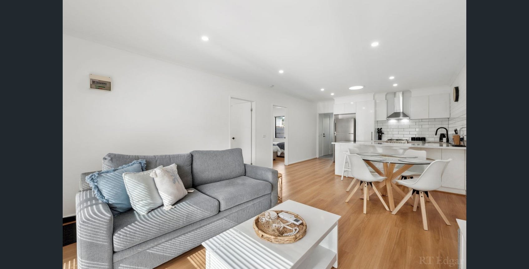 Property Gallery - Main Image