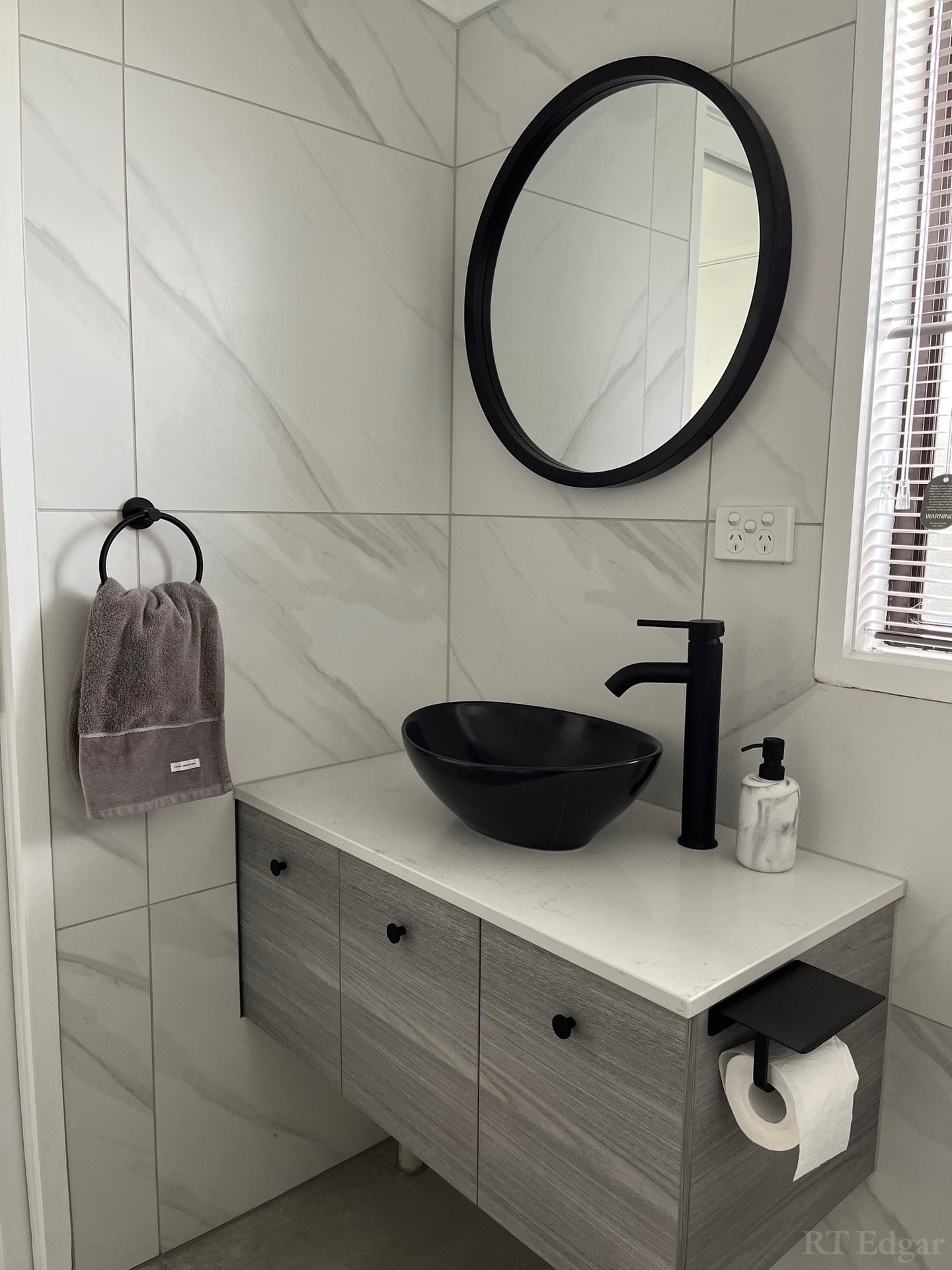 Property Gallery Thumbnail 6