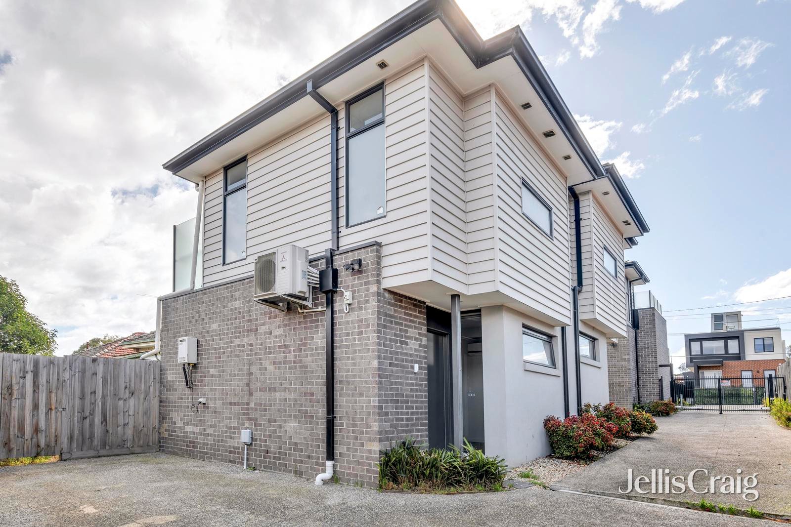 422 Brunswick Road, Brunswick West image 1