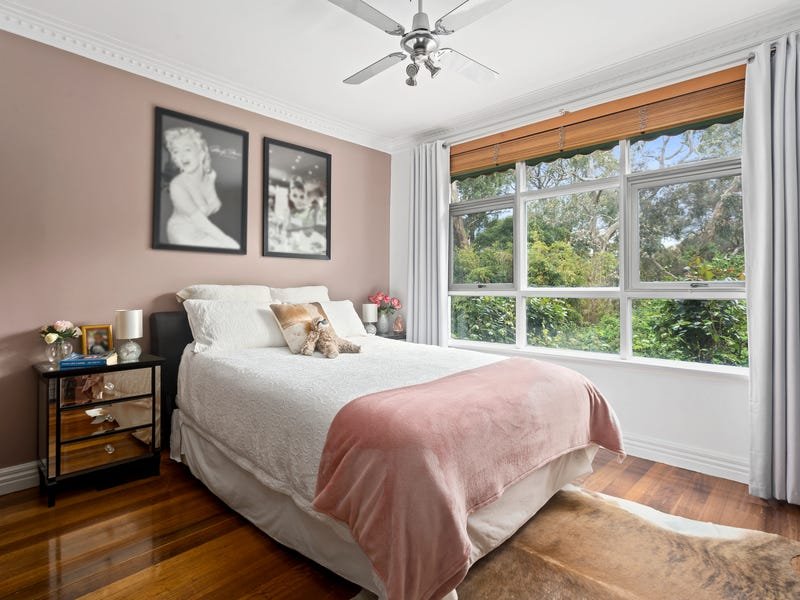 Property Gallery Thumbnail 9