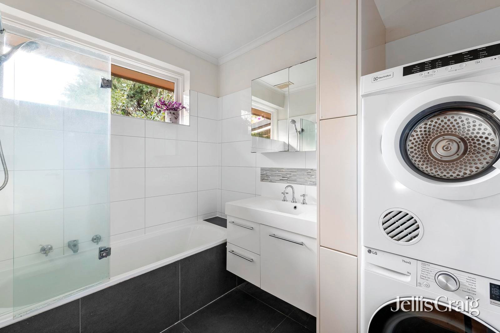 4/22 De Carle Street, Brunswick image 8
