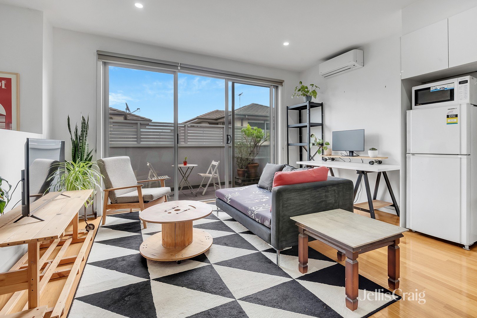 4/22 Irvine Crescent, Brunswick&nbsp;West image 3