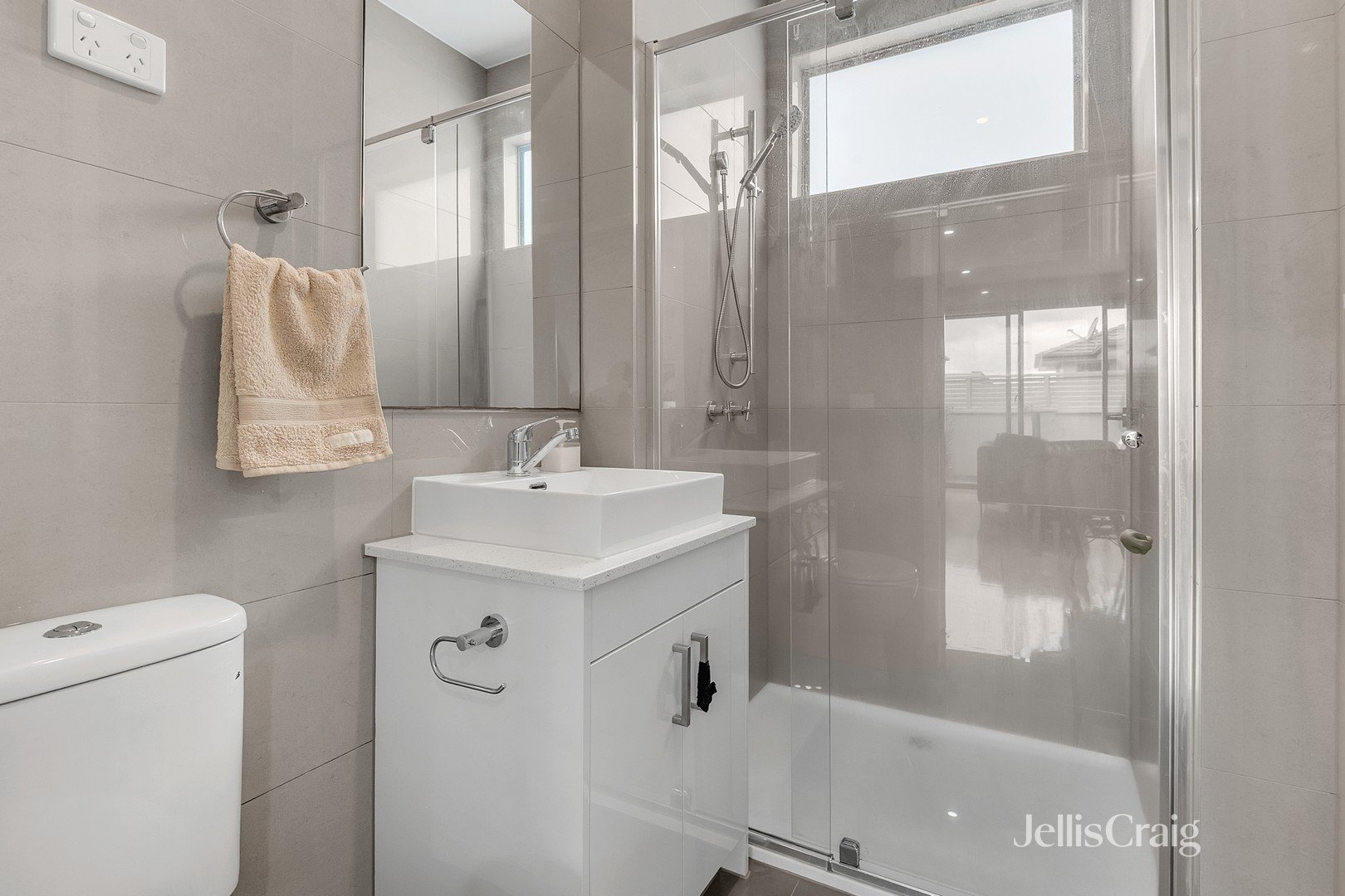 4/22 Irvine Crescent, Brunswick&nbsp;West image 10