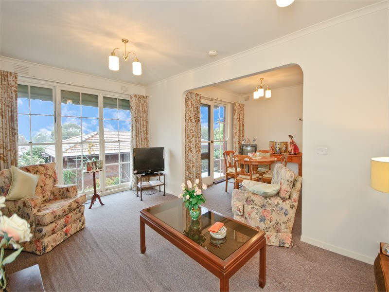 4/22 Middleborough Road, Burwood image 5