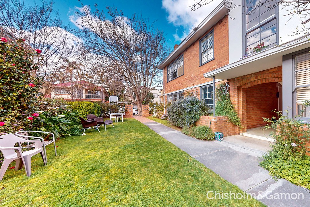 4/22 Pine Avenue, Elwood image 13