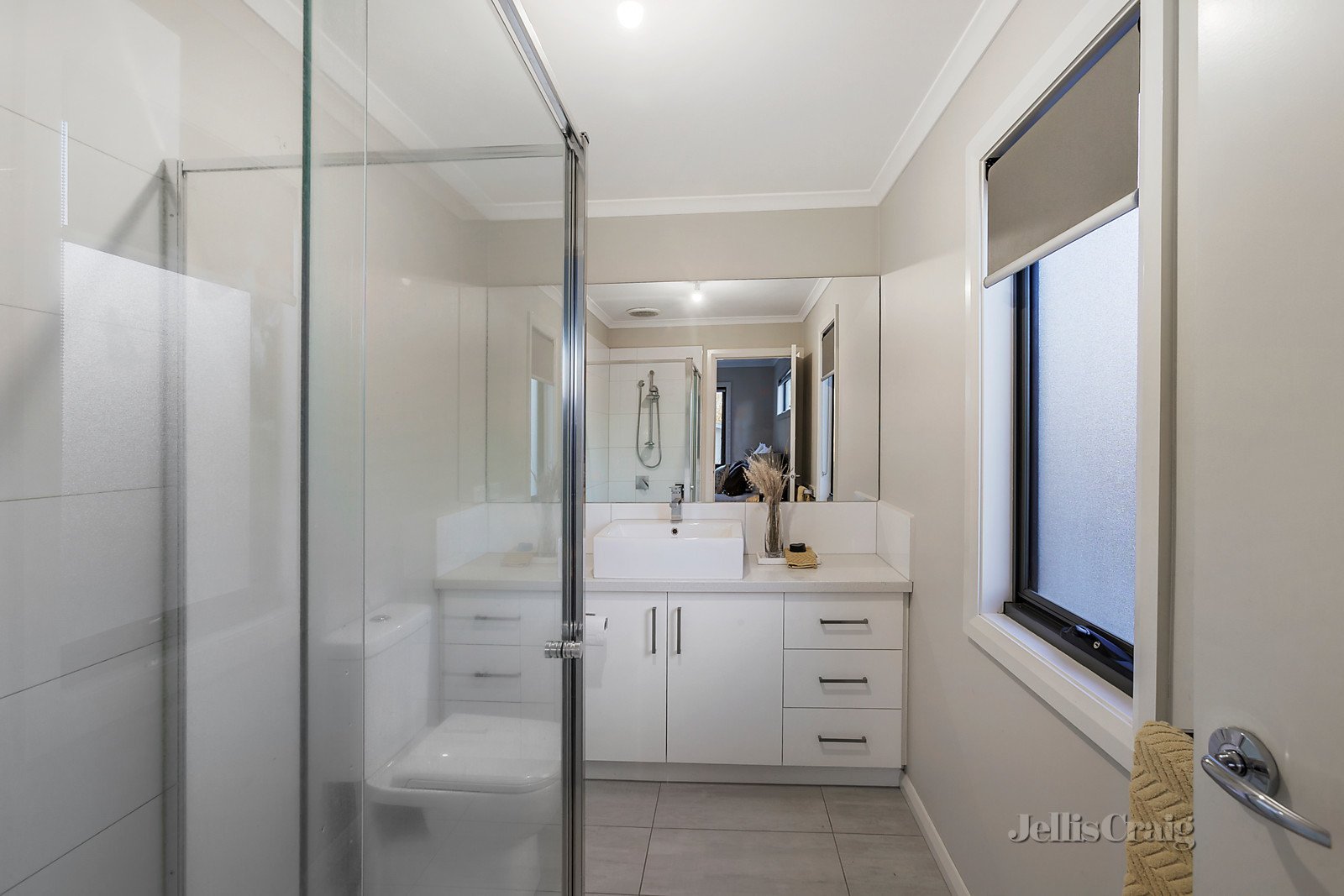 4/22 Rattray Road, Montmorency image 6