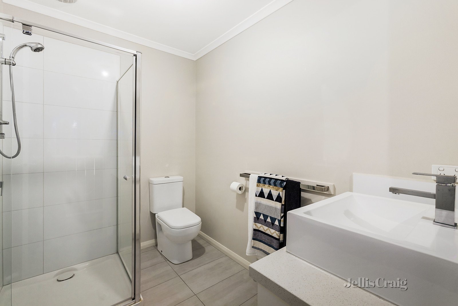 4/22 Rattray Road, Montmorency image 8