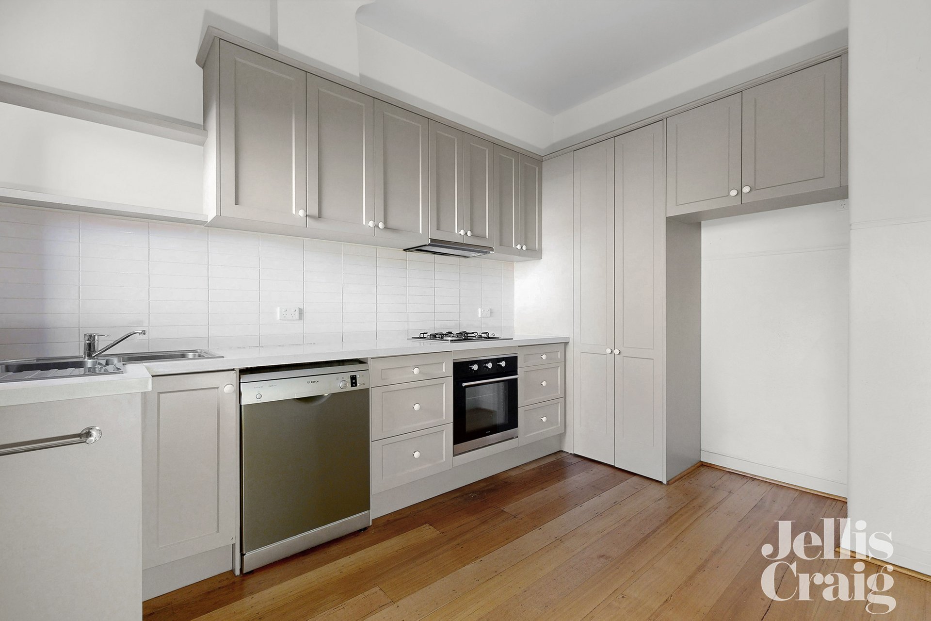 4/22 Riversdale Road, Hawthorn image 2