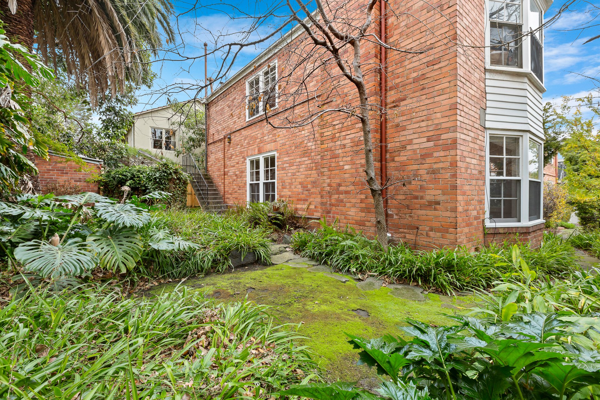 Property Gallery Thumbnail 6
